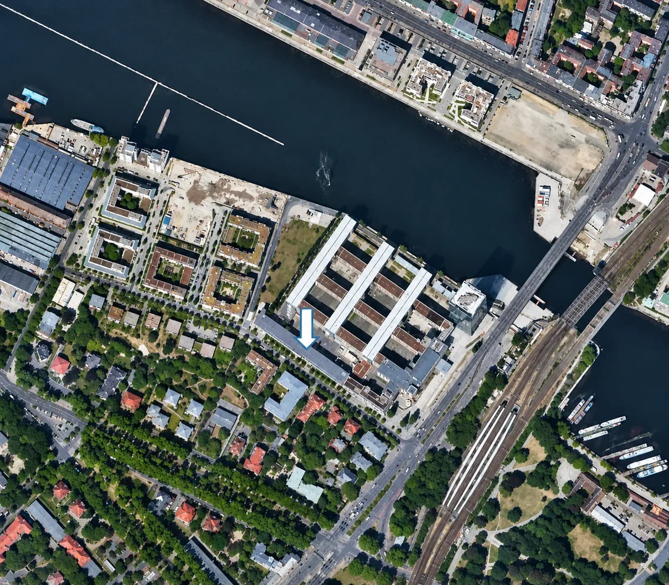Luftbild Martin-Hoffmann-Straße – Standort direkt an der Spree