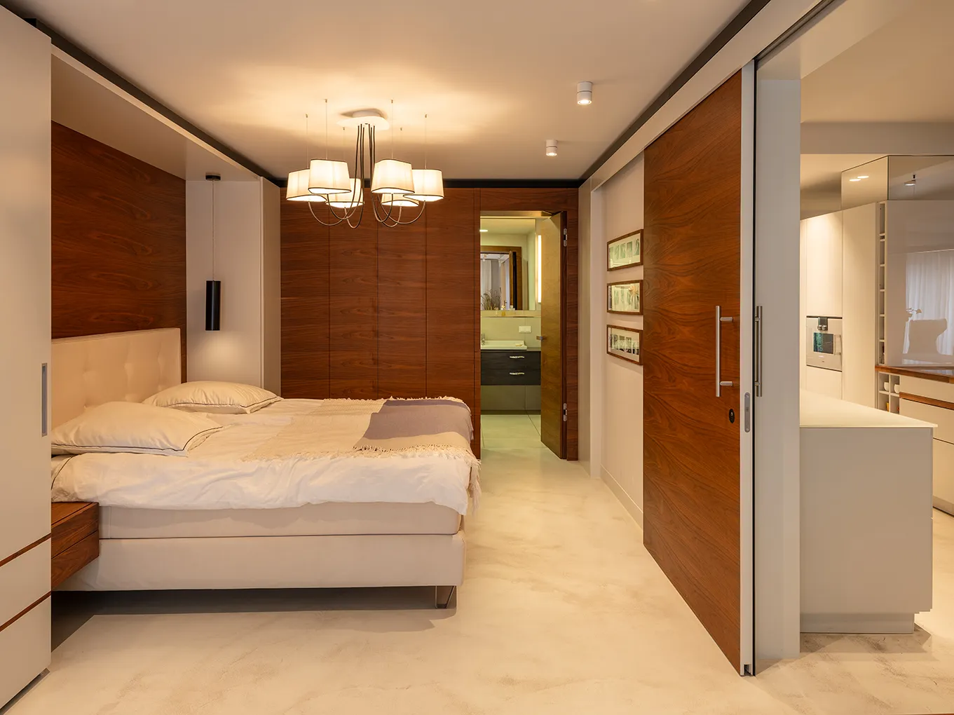 Das Schlafzimmer – Rückzugsort mit Ruhe und Eleganz.