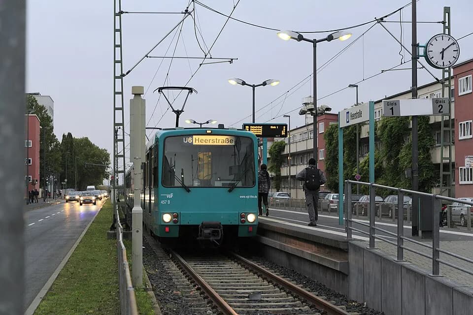 Öffentliche Verkehrsanbindung